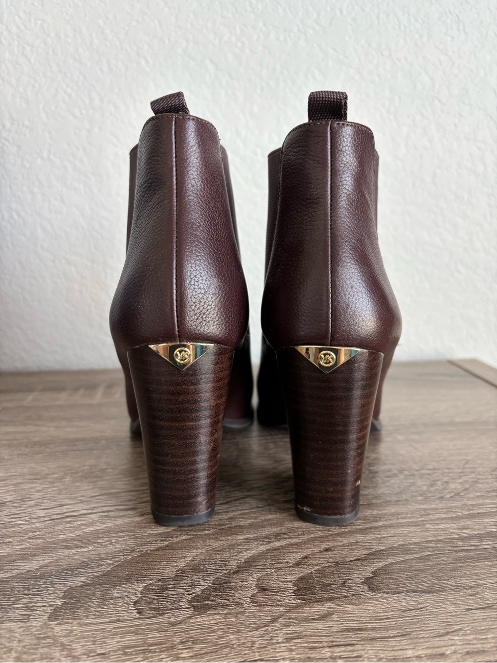 Michael Kors Women's Dark Brown Leather Block Heel Chelsea Boot - Picture 2 of 11